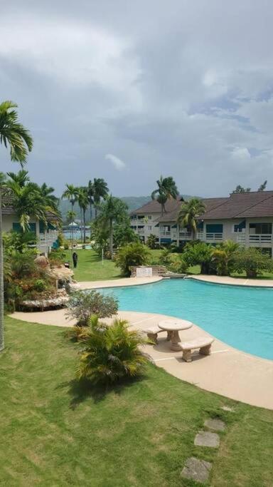 Ferienwohnung Chalet Cassie Montego Bay Exterior foto